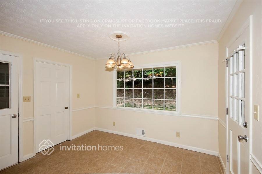 Building Photo - 458 Glendale Ct SW