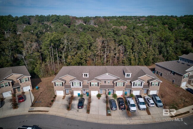 Building Photo - 6775 Spaniel Dr