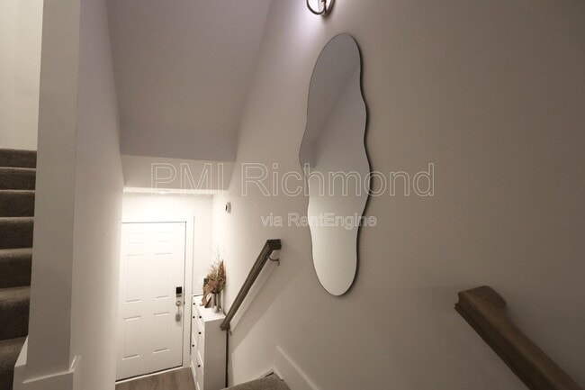 Building Photo - 1500 W Moore St