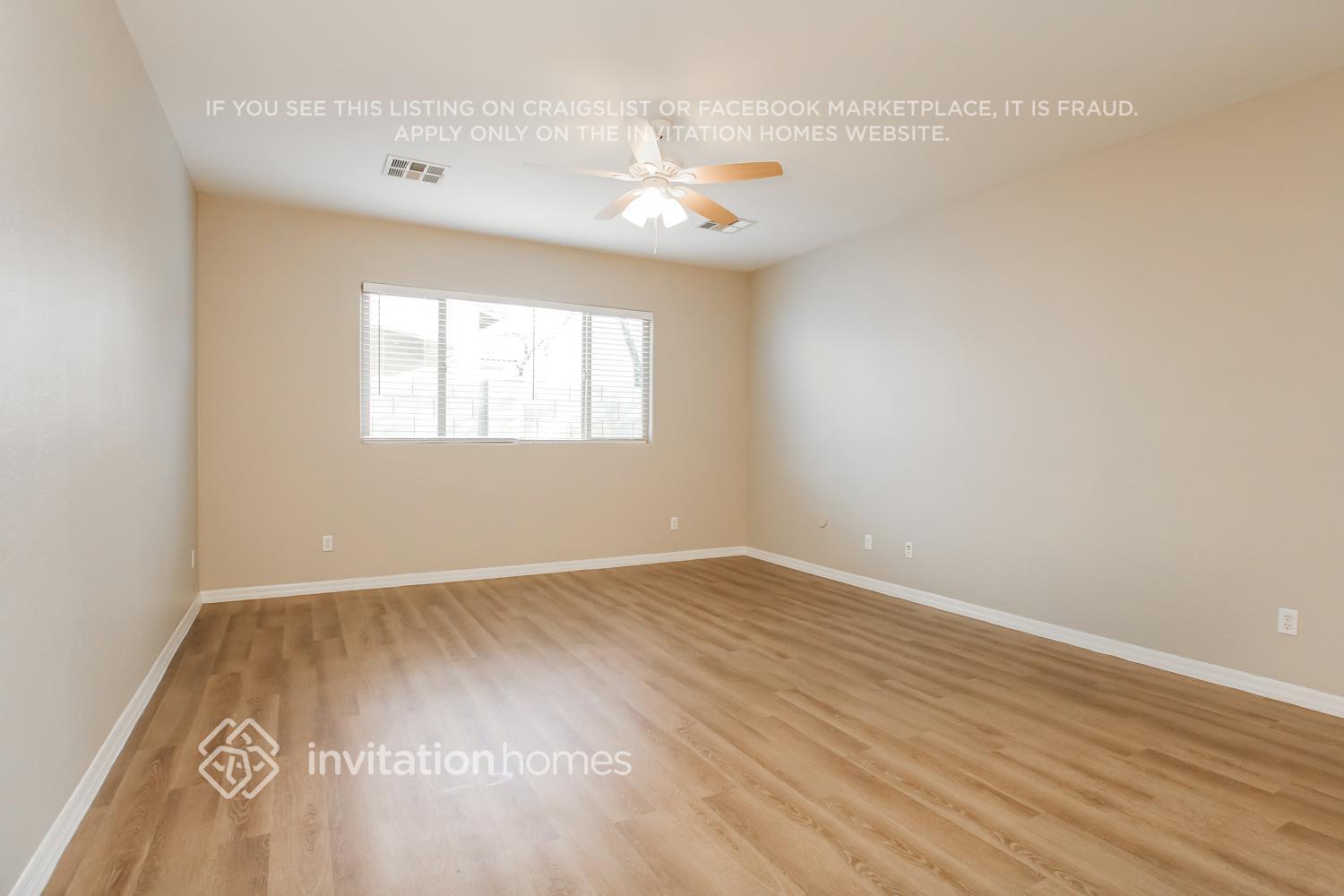 Building Photo - 7133 N 73rd Dr