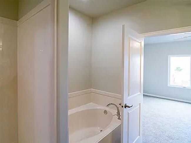 Building Photo - Newer home in Ivins! Great views!