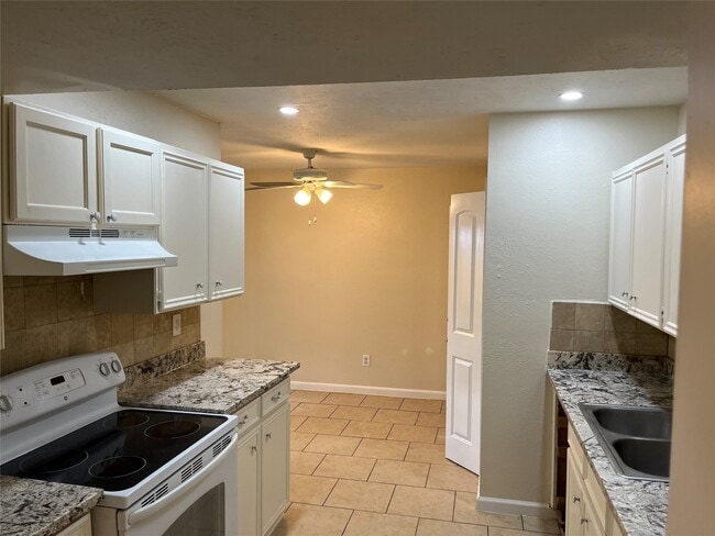 Building Photo - 6906 Gettysburg Dr