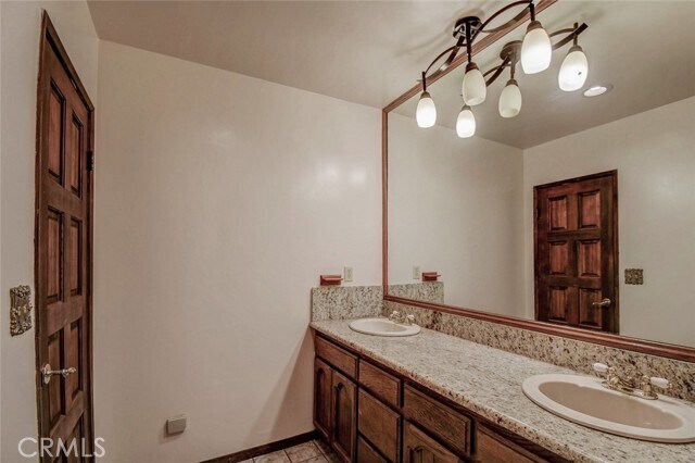 Building Photo - 751 Bolsana Dr