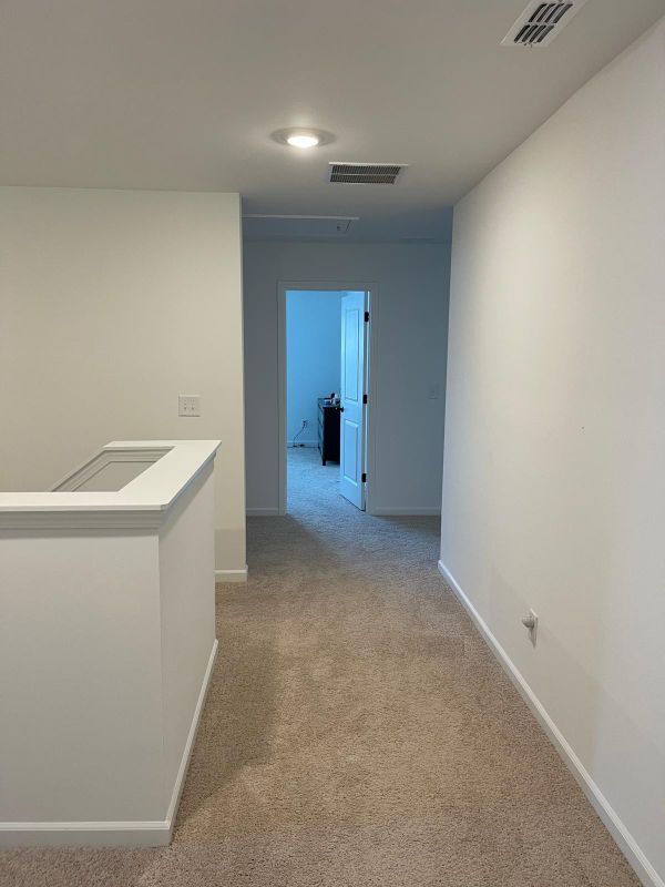 Building Photo - 632 Gilles Ln