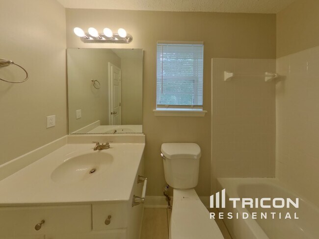 Building Photo - 4882 Aldridge Pl NW