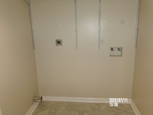 Building Photo - Great 3BR, 2BA Home in Gulfport!