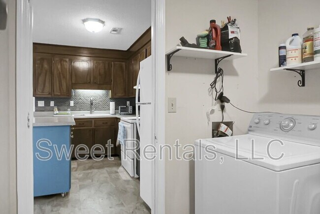 Building Photo - 4322 Briarstone Ct