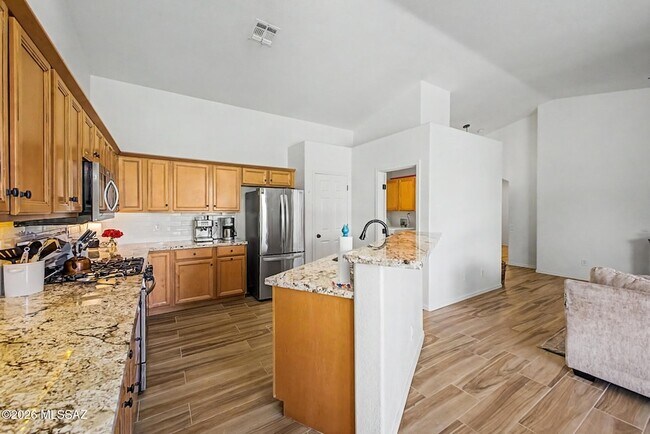 Building Photo - 9951 E Paseo San Bruno