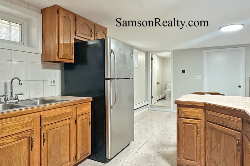 Building Photo - 72 Hillside Ave