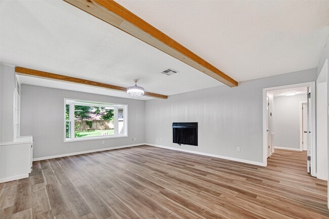 Building Photo - 25503 Foxbriar Ln