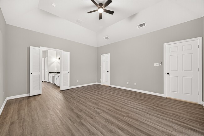 Building Photo - 14303 Reissen Ln