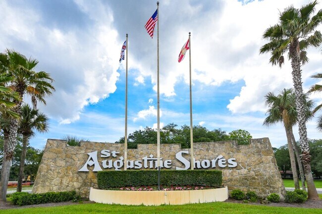 Building Photo - 919 Viscaya Blvd