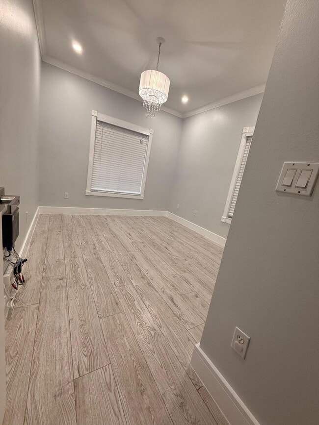 Building Photo - 1310 SW 48th Terrace