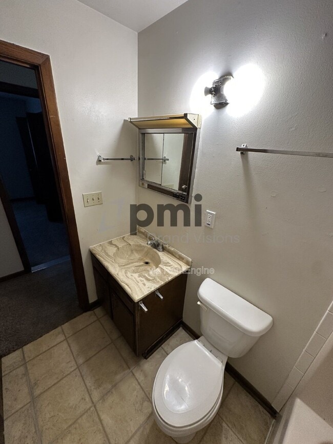 Building Photo - 1614 12th St