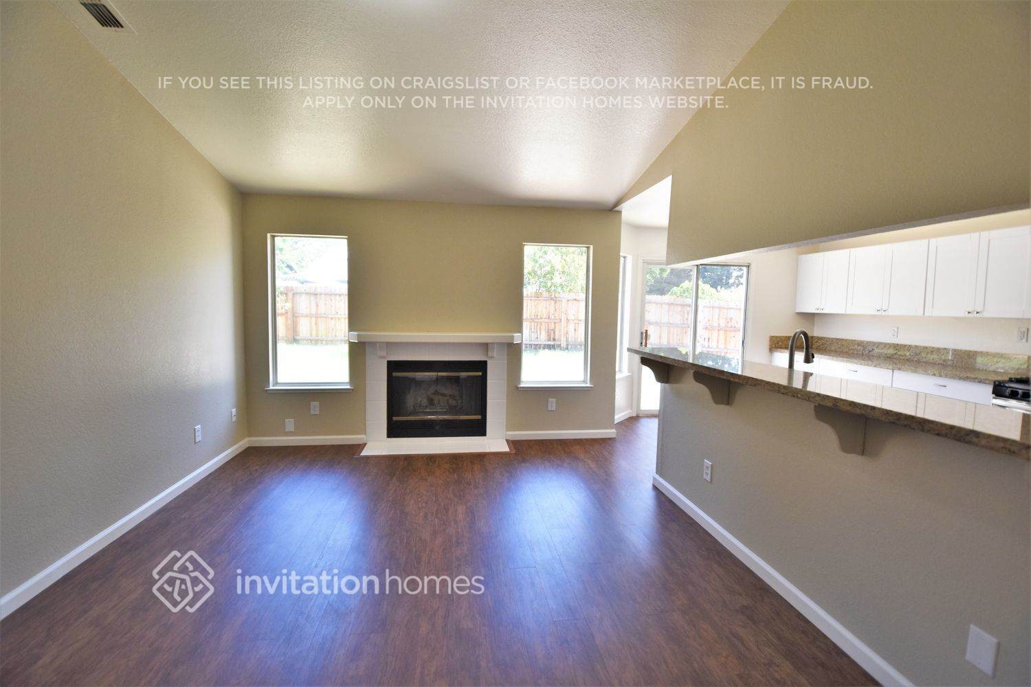 Building Photo - 8600 Luciano Ct