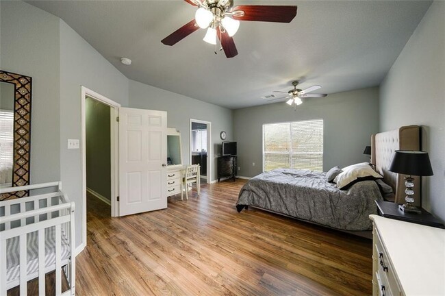 Building Photo - 11345 Avering Ln