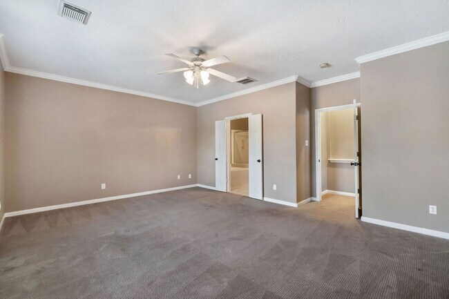 Building Photo - 7 Bellisima Ct