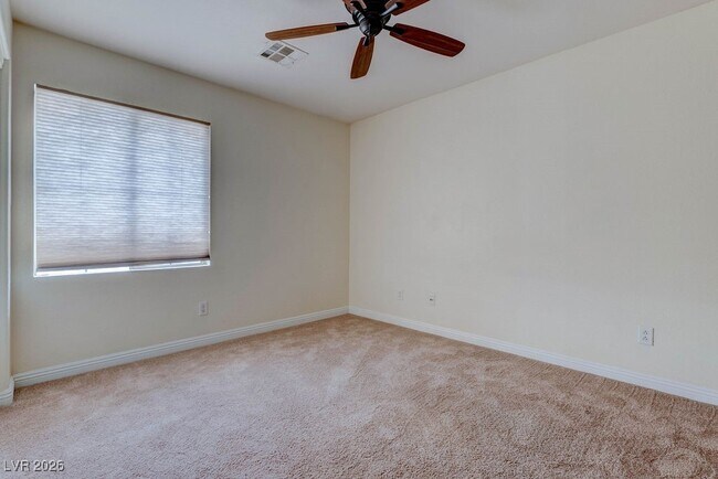 Building Photo - 1948 W Hammer Ln