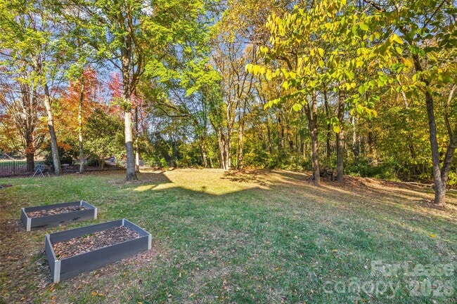 Building Photo - 11645 James Richard Dr