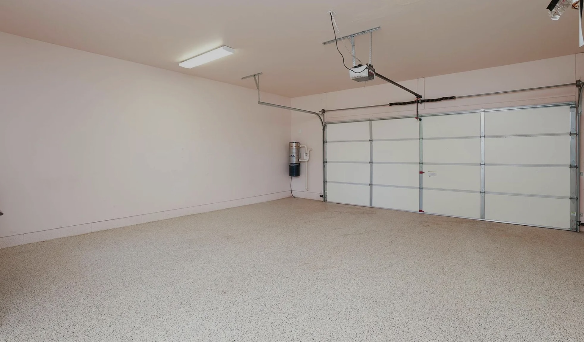 Two Car Garage - 1483 Vista Montana Rd
