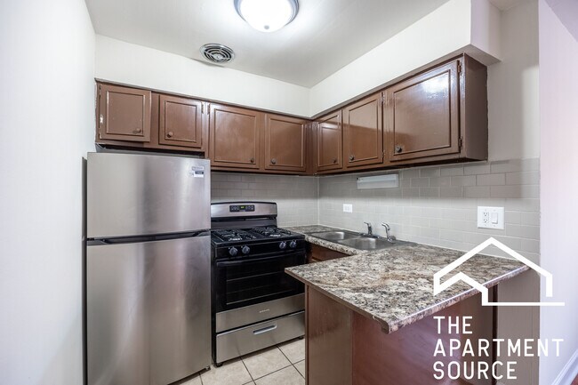 Building Photo - 6011 N Winthrop Ave