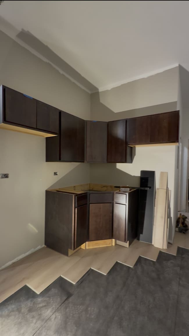 Building Photo - 22-26 N Pulaski Rd