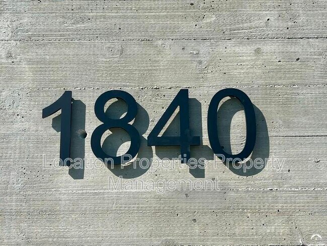 Building Photo - 1840 Quail Creek Dr