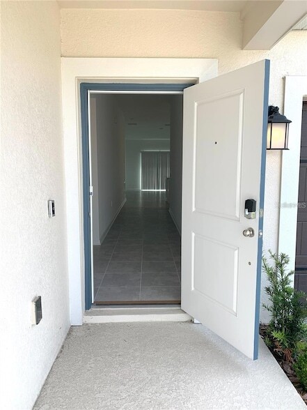 Building Photo - 1373 Brentwood Dr