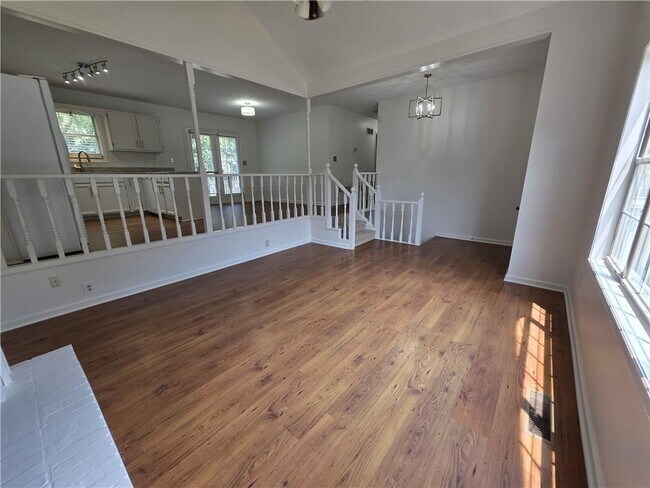 Building Photo - 4255 Brandy Ann Dr