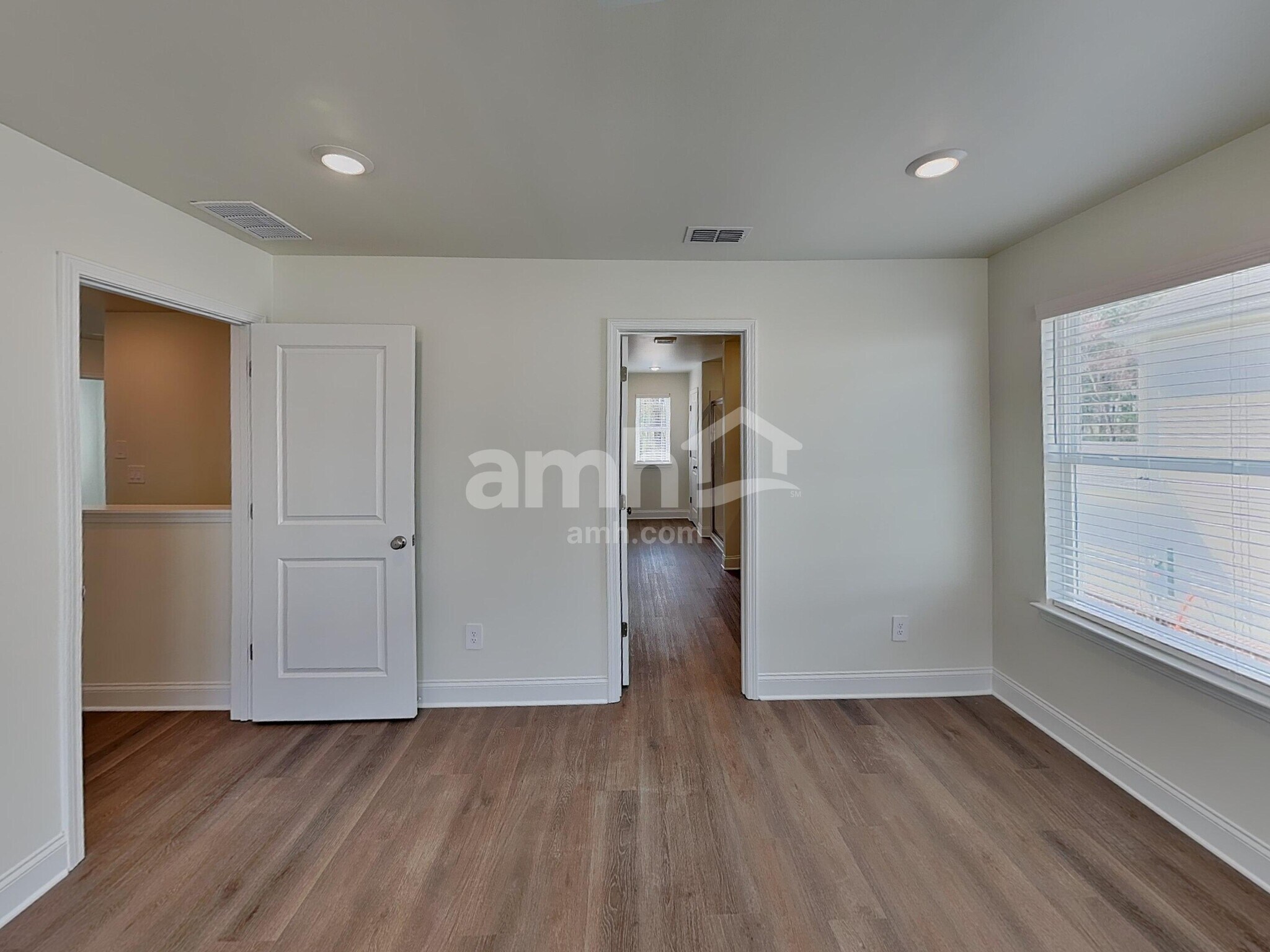 Building Photo - 3622 Creek View Cir