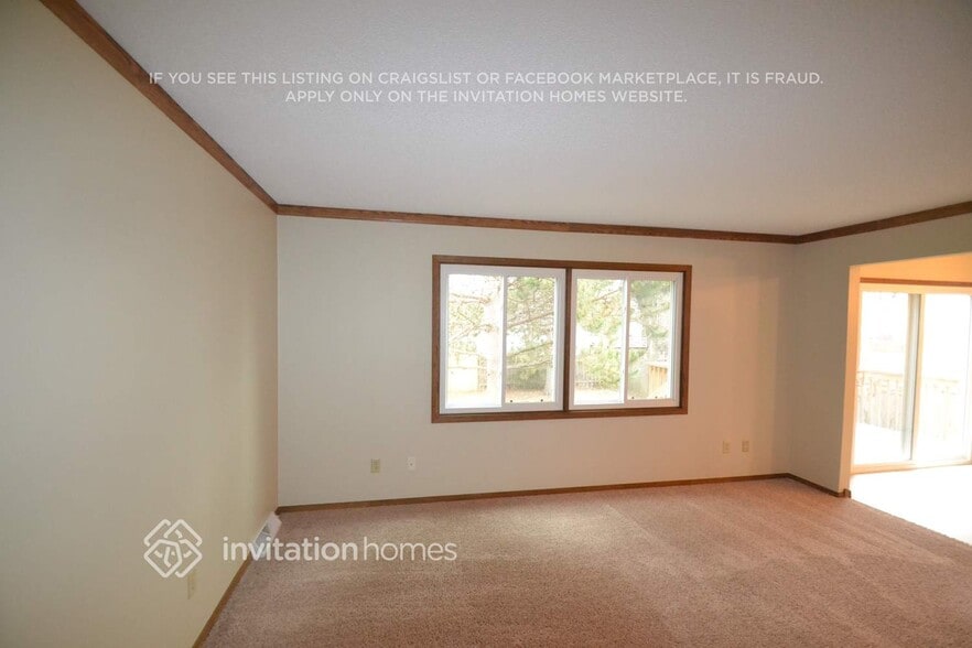 Building Photo - 11932 Pennsylvania Ave N