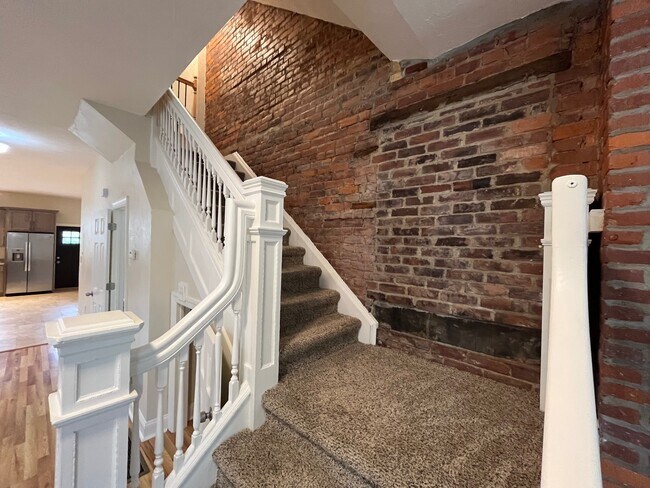 Building Photo - 6712 McPherson Blvd