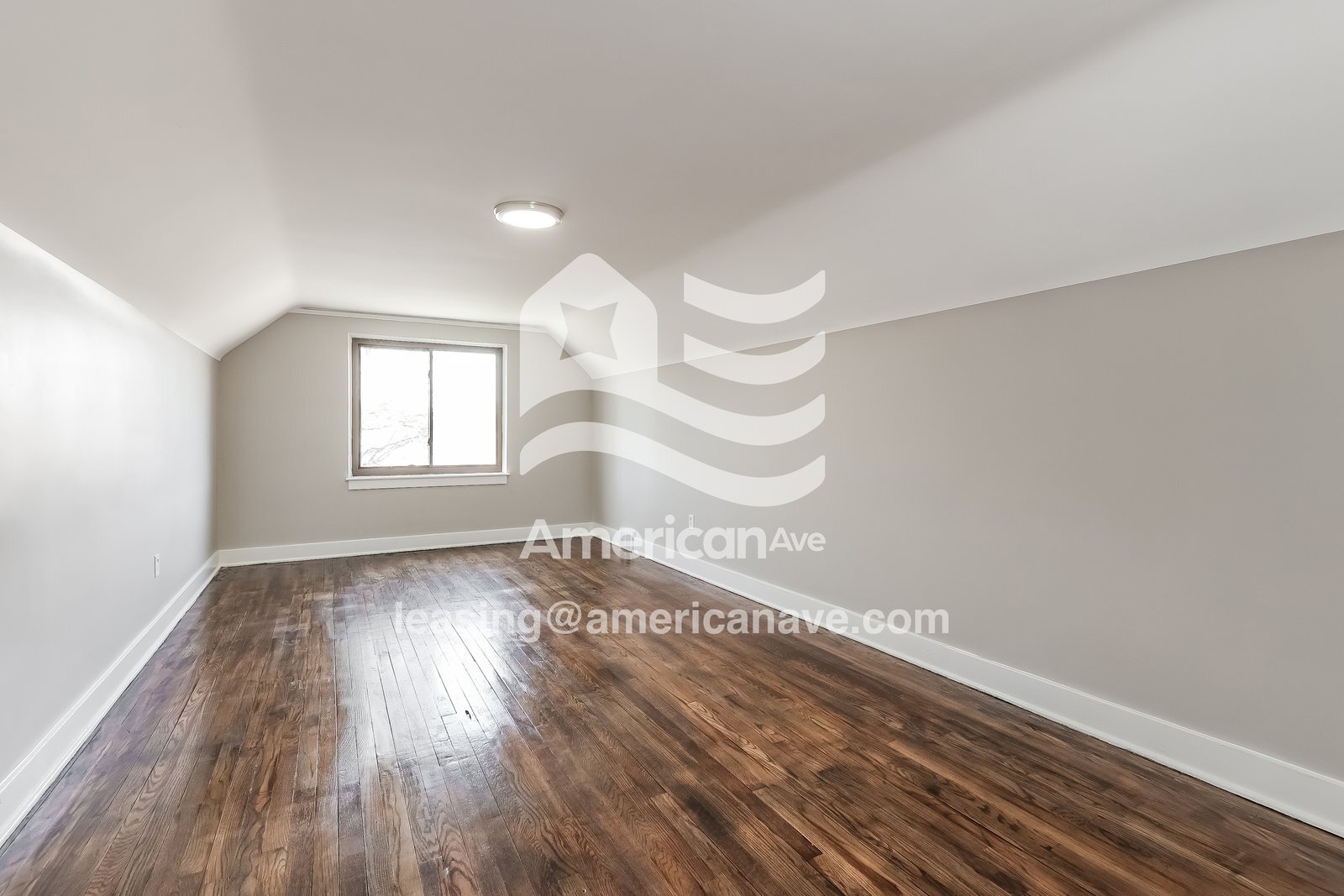 Building Photo - 6155 Yorkshire Rd