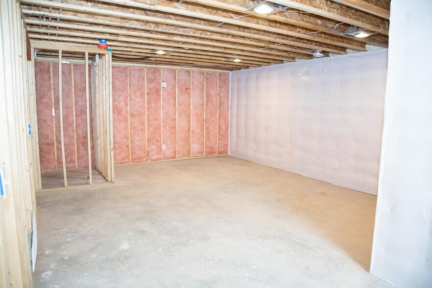 Unfinished basement area - 6353 Pawnee Ln