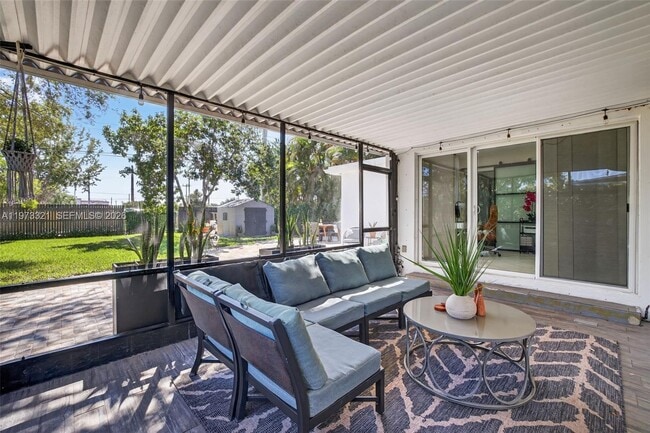 Building Photo - 252 SW 23rd St