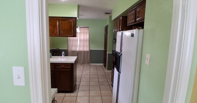 Building Photo - 4315 Baneway Dr