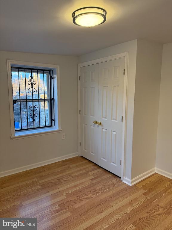 Building Photo - 2427 N 10th St