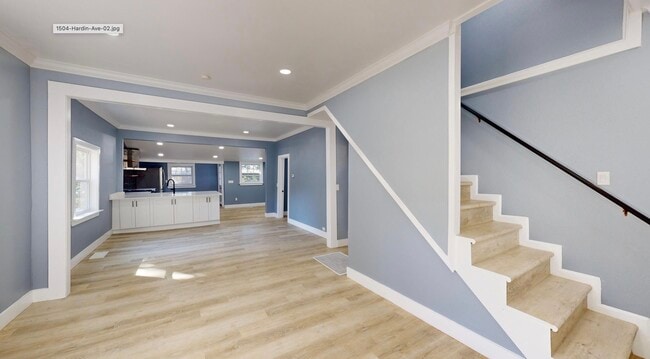 Building Photo - 1504 Hardin Ave