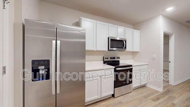 Building Photo - 18309 Canopy Pl