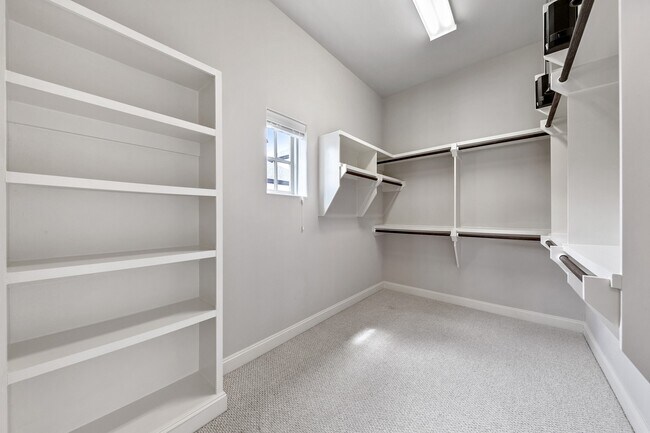 Building Photo - 2719 Cohn St