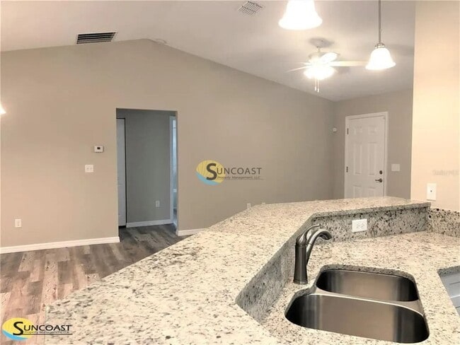 Building Photo - 169 Juniper Way
