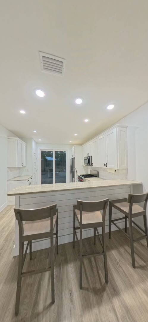 Building Photo - "Charming 3-Bed, 2-Bath Retreat in the Heart of Saint Augustine!"