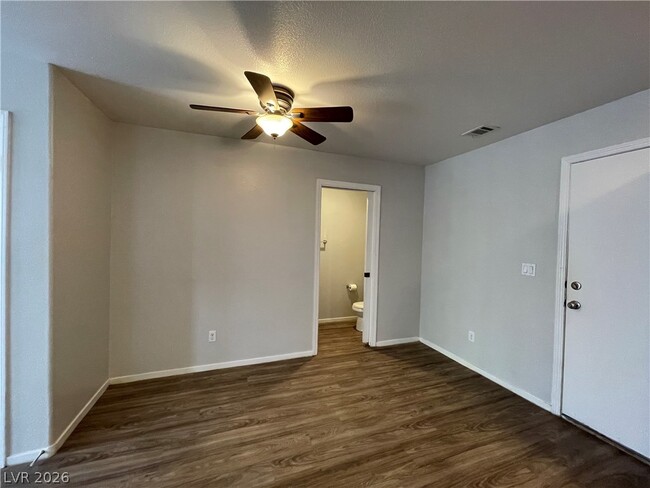 Building Photo - 5372 Hanging Tree Ln