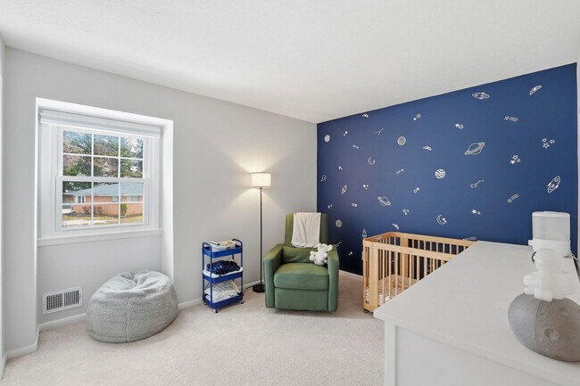 Building Photo - Updated 4BR Home with Finished Basement Minutes to Glenmont Metro!