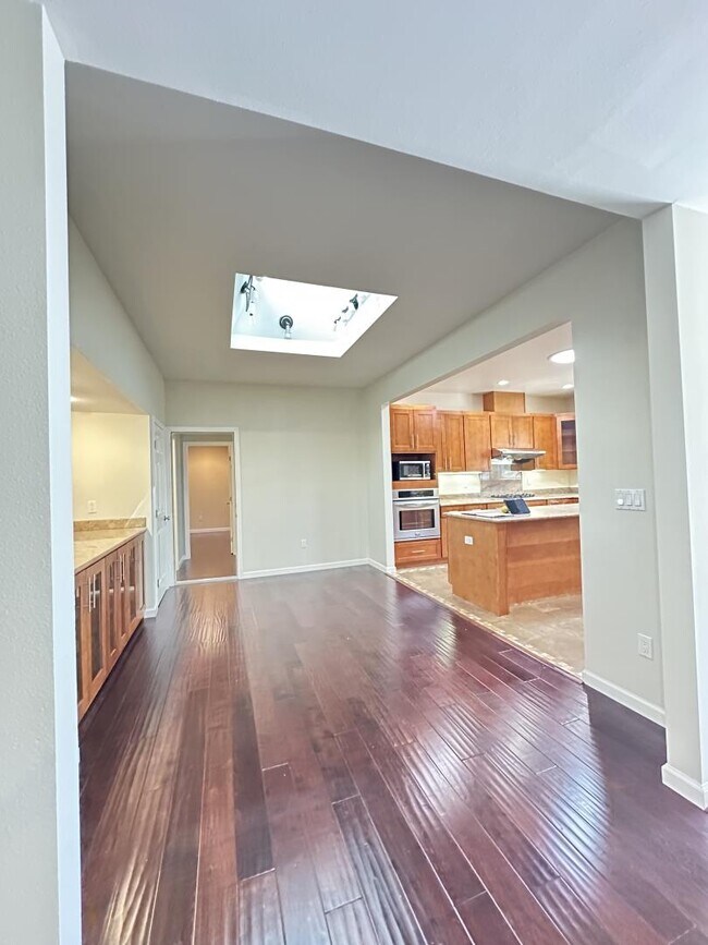 Building Photo - 4021 Campana Dr
