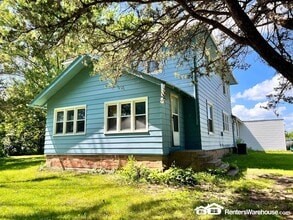 Building Photo - 7617 Hoover St