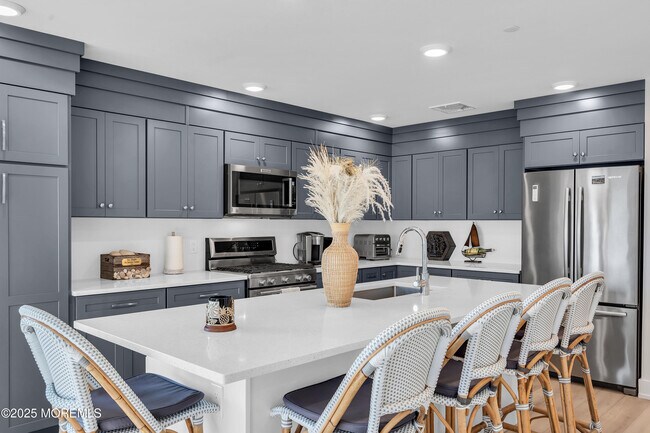 Building Photo - 150 Ocean Ave