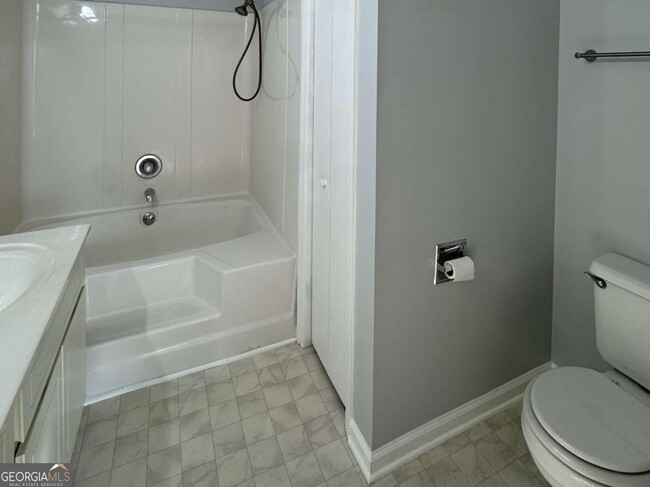 Building Photo - 108 Piper Cove