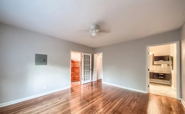 Building Photo - 254 Quentin Dr