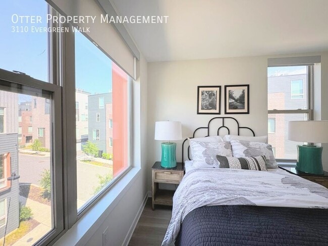 Building Photo - 3110 Evergreen Walk